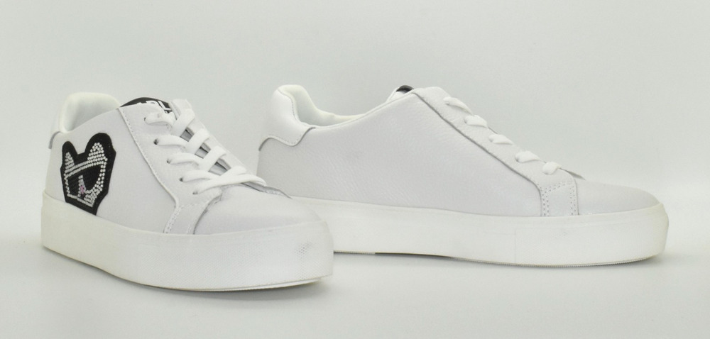 B0 NWOB KARL LAGERFELD Chivon/J23 White Platform Cate Pins Sneakers Size 8M